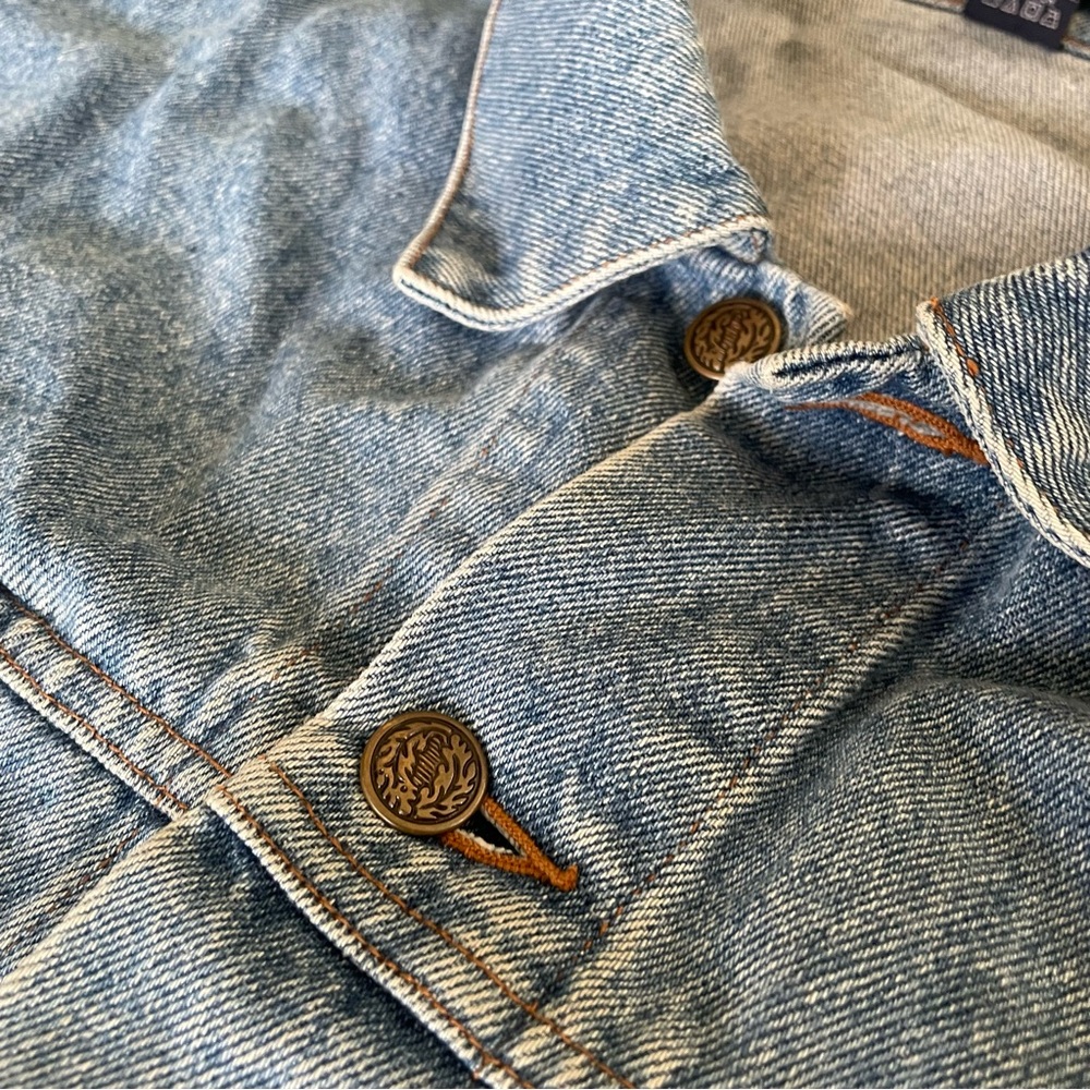 Vintage Denim Jacket - Picture 4 of 6